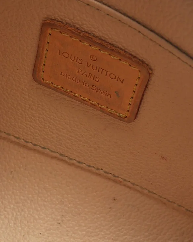 Louis Vuitton Monogram Cosmetic Pouch from A Retro Tale, photo 8 of 9