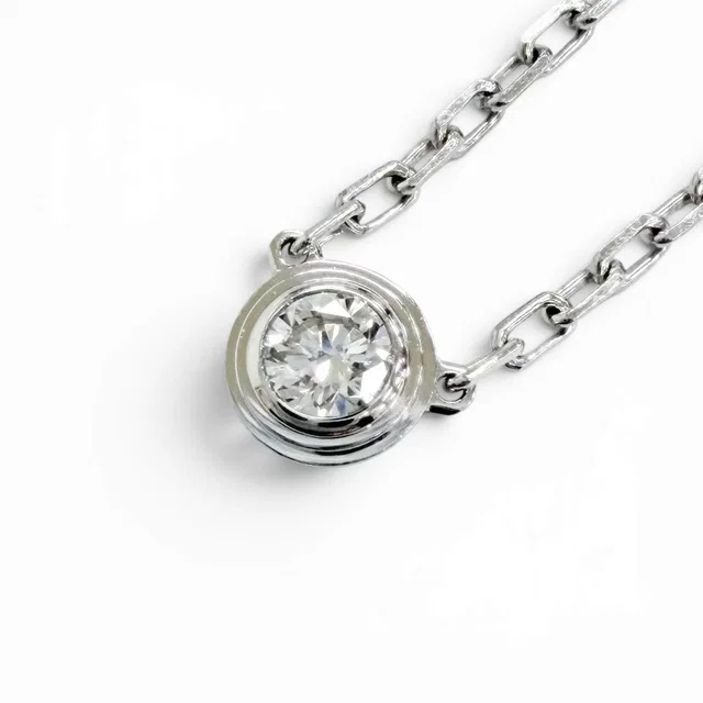 Amulette De Cartier Au750 Diamond Necklace from LuxUness