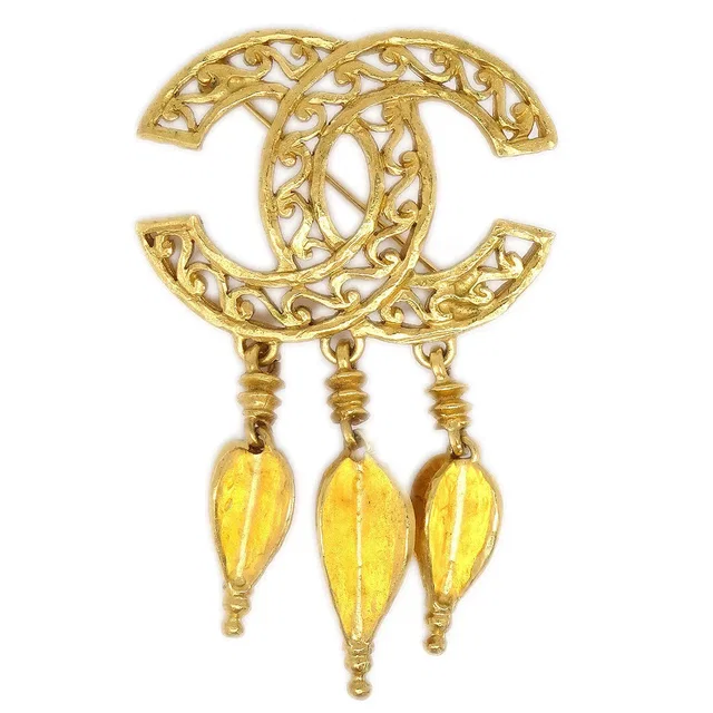 Chanel 1995 Fretwork Paisley CC Brooch from AMORE Vintage Tokyo