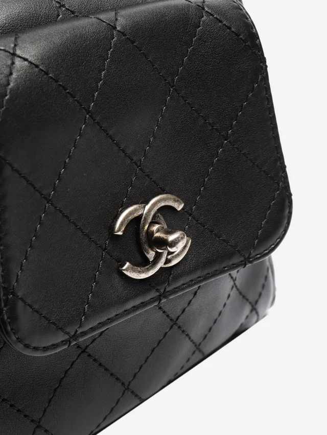 Chanel Black 2016 diamond stitching backpack in Black Leather from Sign of the Times, photo 5 of 9