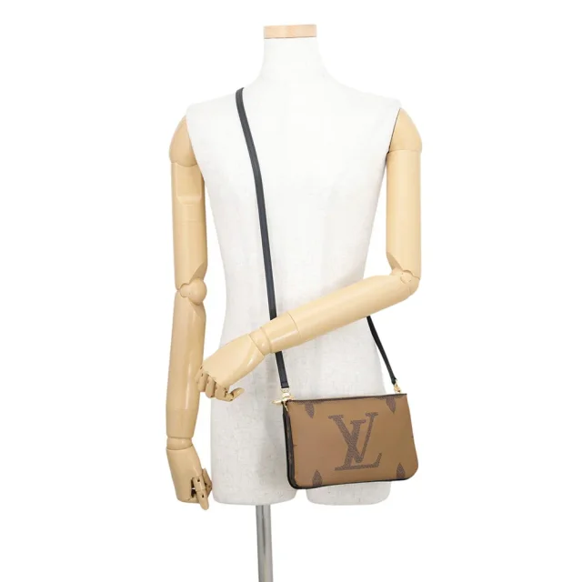 Louis Vuitton Pochette double zip NoirM69203 Monogram / Giant Reverse from GALLERY RARE, photo 6 of 14