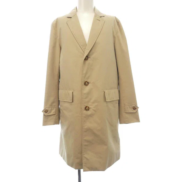 Burberry Trench Coat from LuxUness