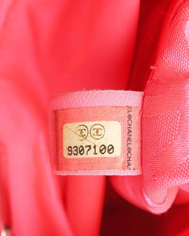 Chanel Cambon Ligne Crossbody Bag in Leather from A Retro Tale, photo 7 of 8