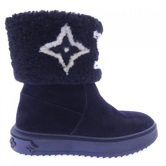 Louis Vuitton Logo Suede Snowdrop Line Boots in Suede from The Reluxe