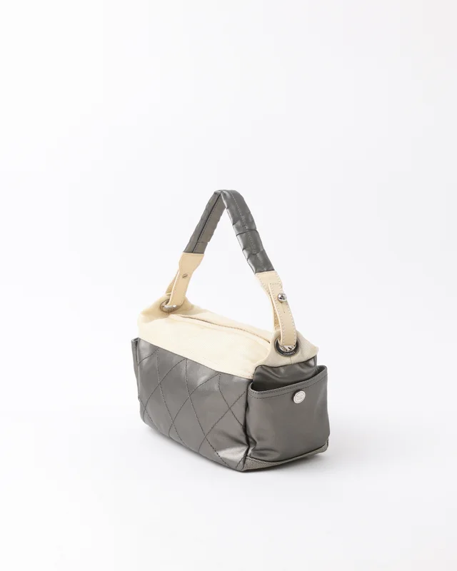 Chanel Paris-Biarritz Hobo Bag in Leather from A Retro Tale, photo 3 of 11
