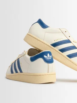 adidas Originals Low-top sneakers with lace-up fastening in 0% Calf, photo 4 of 5 from LUISAVIAROMA