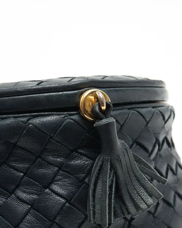 Bottega Veneta 1980s Mini Intrecciato Bag in Woven leather from A Retro Tale, photo 6 of 7