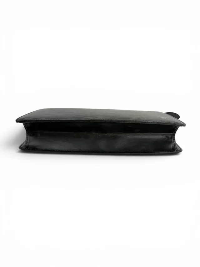Louis Vuitton Black Epi Vintage Zip Top Clutch in Black Leather from Season 2 Consign, photo 7 of 10