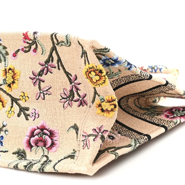Dior Embroidered Petites Fleurs Medium Book Tote Natural in Beige Raffia from FASHIONPHILE, photo 10 of 13