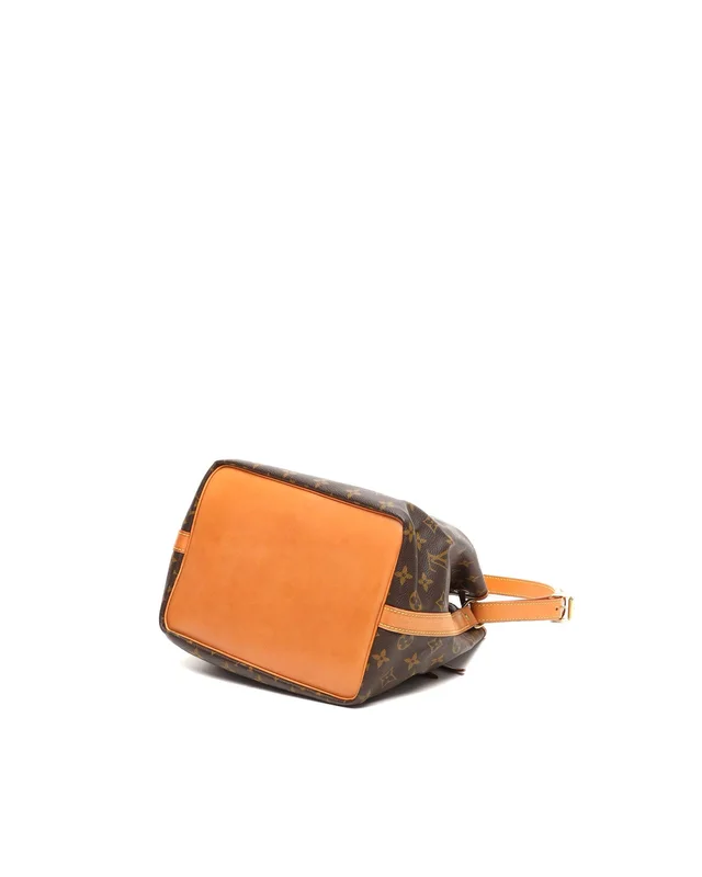 Louis Vuitton Monogram Petit Noé Bag in Coated canvas from A Retro Tale, photo 5 of 9