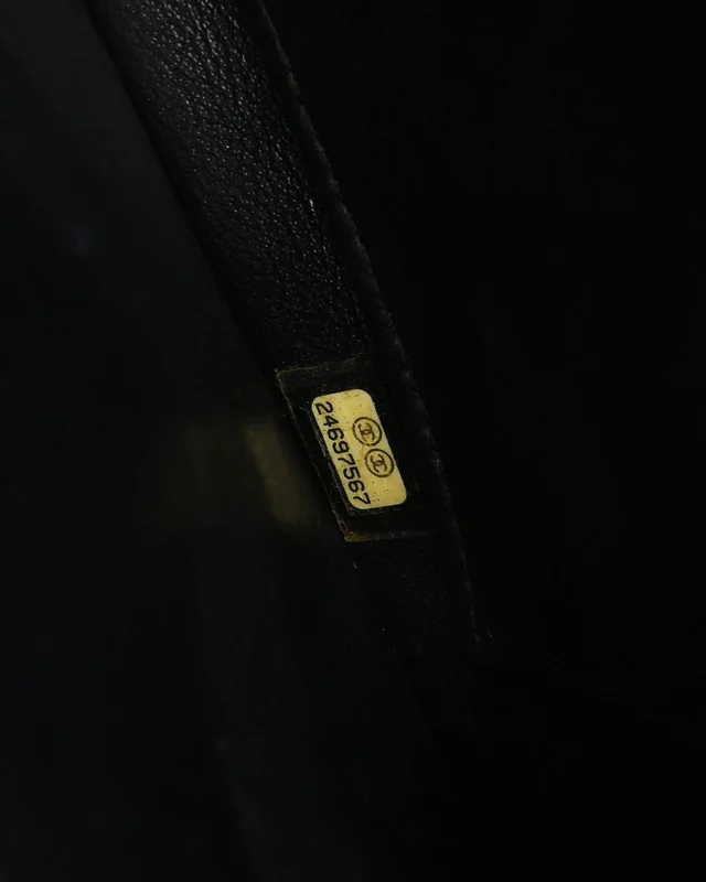 Chanel Trendy Shoulder Bag in Leather from A Retro Tale, photo 11 of 12