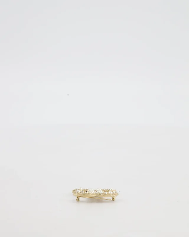 Chanel Champagne Gold CC Brooch with Embellished Pearls Detail in Gold from Sellier, photo 7 of 10