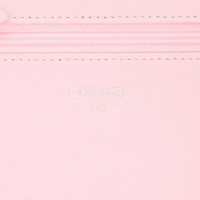 Chanel ‘Wallet on Chain’ shoulder bag in Pink Leather from Collector Square, photo 3 of 4