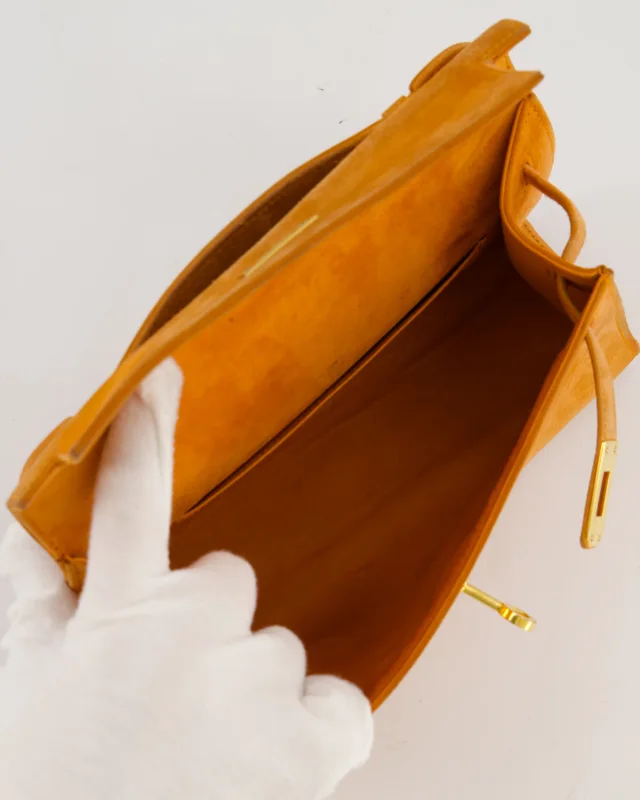Hermès Vintage Mini Kelly Pochette Bag in Orange Calfskin from Sellier, photo 21 of 23