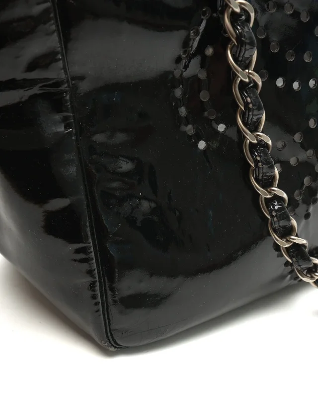Chanel Camellia Patent Chain Tote Bag in Patent leather from A Retro Tale, photo 8 of 13