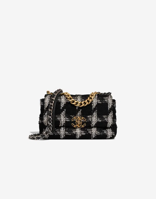 Chanel 19 Flap Bag Tweed Black / White in Black, Multicolour, White Tweed from SACLÀB