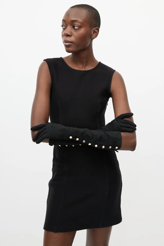 Chanel Jewel Suede Glove in Suede from VSP Consignment
