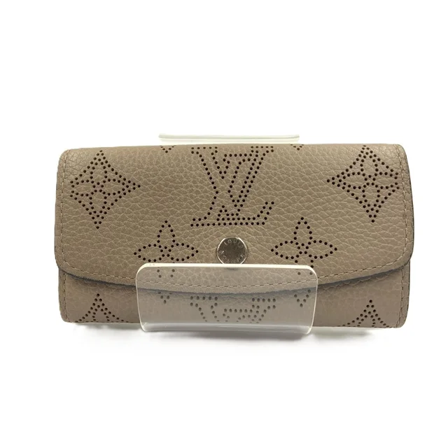 Louis Vuitton Mahina Multicles 4 Key Case Beige Key Holder in Beige from The Reluxe