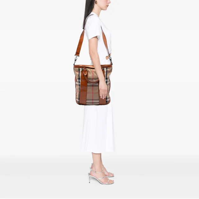 Beige Burberry House Check Canvas Bonington Satchel in Beige Canvas from Designer Revival, photo 5 of 5