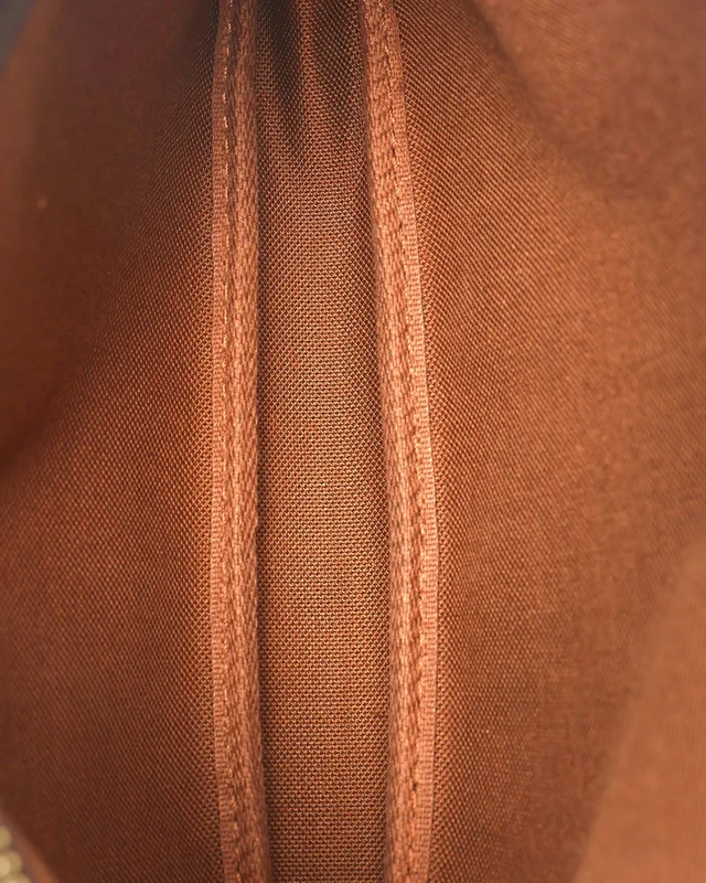 Louis Vuitton Monogram Pochette Accessoires Bag in Coated canvas from A Retro Tale, photo 6 of 7