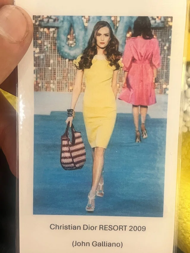 Dior par Gallino 2009 yellow coral details dress in Yellow from Luxury Promise