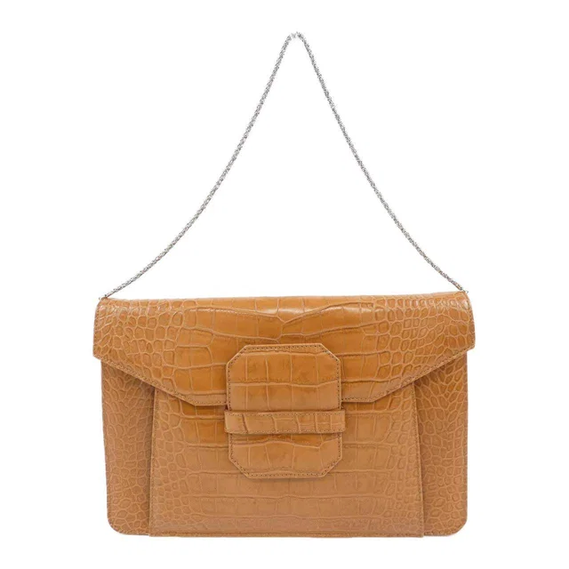 Giorgio Armani Collezioni Bag in Leather from LuxUness