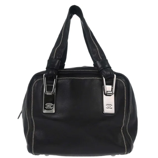 Chanel 2003-2004 Black Lambskin Handbag in Black Lambskin from AMORE Vintage Tokyo