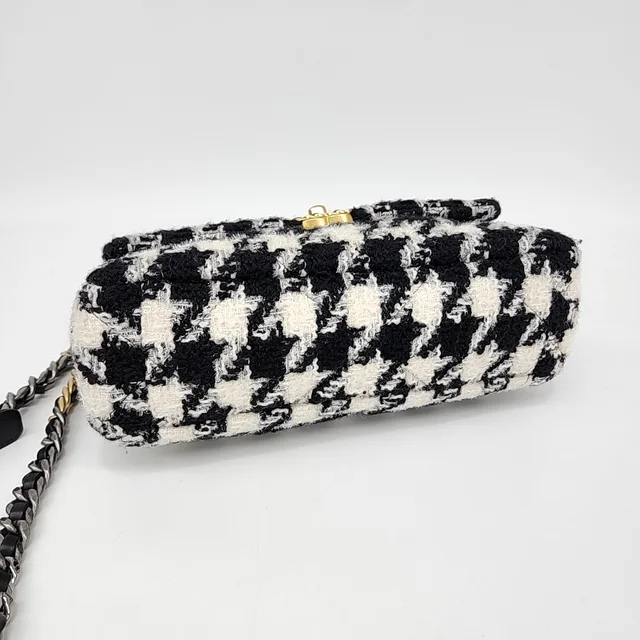 Chanel Tweed 19 Flap Bag Large from GUGUS, photo 5 of 6