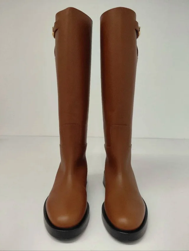 Valentino Garavani Women's Vlogo Bold Edition Calfskin 30m Boots in Calfskin from Snagged&Bagged, photo 4 of 4