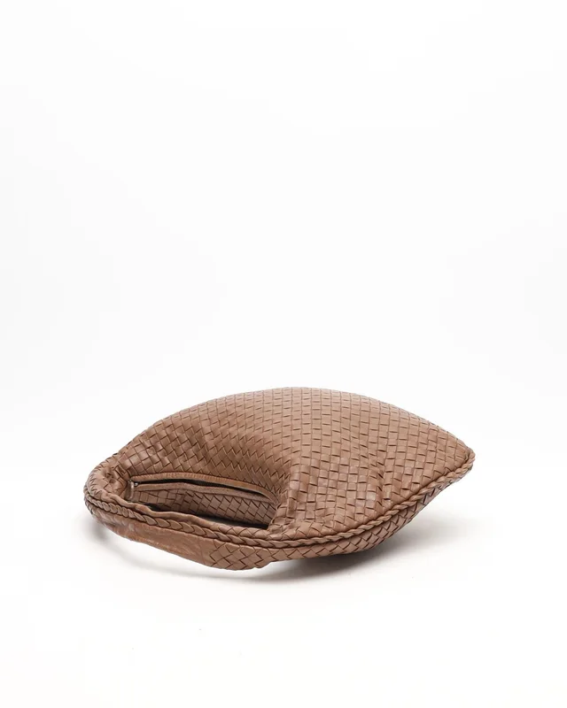Bottega Veneta Medium Intrecciato Hobo Bag in Woven leather from A Retro Tale, photo 5 of 11