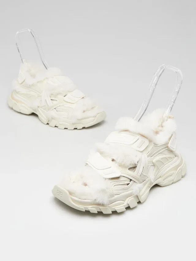 Balenciaga White Leather Faux Fur Track Sandals Size 9.5/40 in White Leather from Yoogis