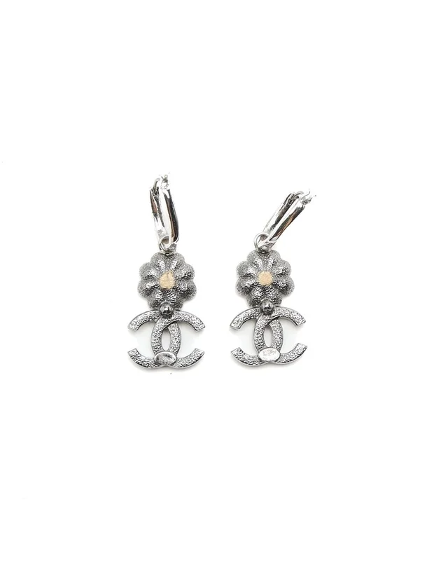 Chanel Coco Mark Rhinestone Dangling Earrings from A Retro Tale, photo 3 of 3