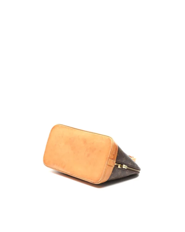 Louis Vuitton Monogram Alma PM Bag in Coated canvas from A Retro Tale, photo 4 of 15