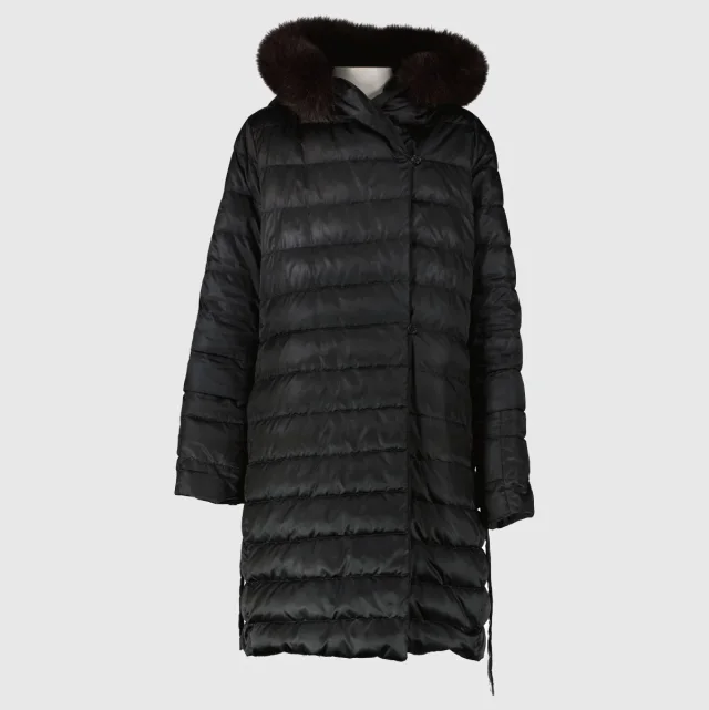 'S Max Mara Black Reversible Coat - Size 40 in Black from Labellov, photo 1 of 1