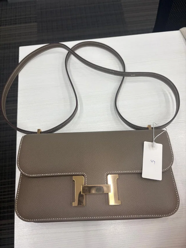 Hermès Etoupe Epsom Constance Elan Shoulder Bag MS 594 NT BK5 in Taupe Epsom leather from Luxury Promise