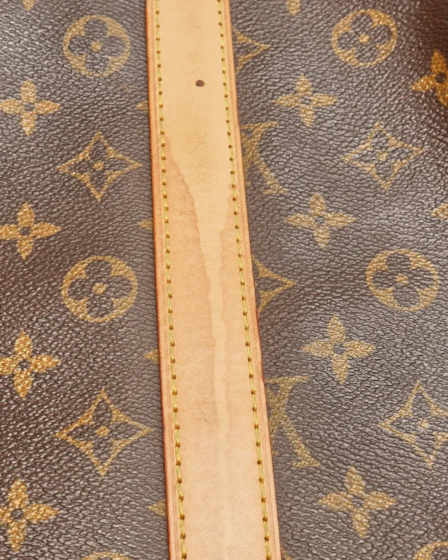 Louis Vuitton Monogram Keepall Bandoulière 55 Weekend Bag in Coated canvas from A Retro Tale, photo 6 of 11