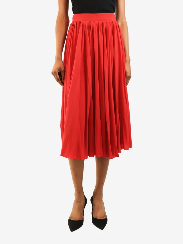 Gucci Red silk pleated midi skirt - size UK 8 in Red Silk from Sign of the Times