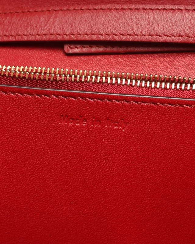 Celine Medium Classic Box Bag in Leather from A Retro Tale, photo 8 of 9
