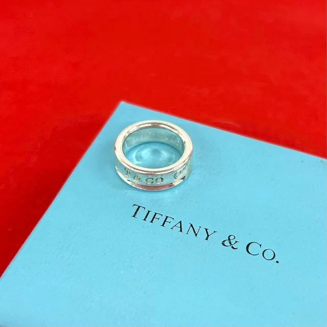 Tiffany & Co. Vintage Narrow Ring 925 Sterling Silver in Silver from The Reluxe