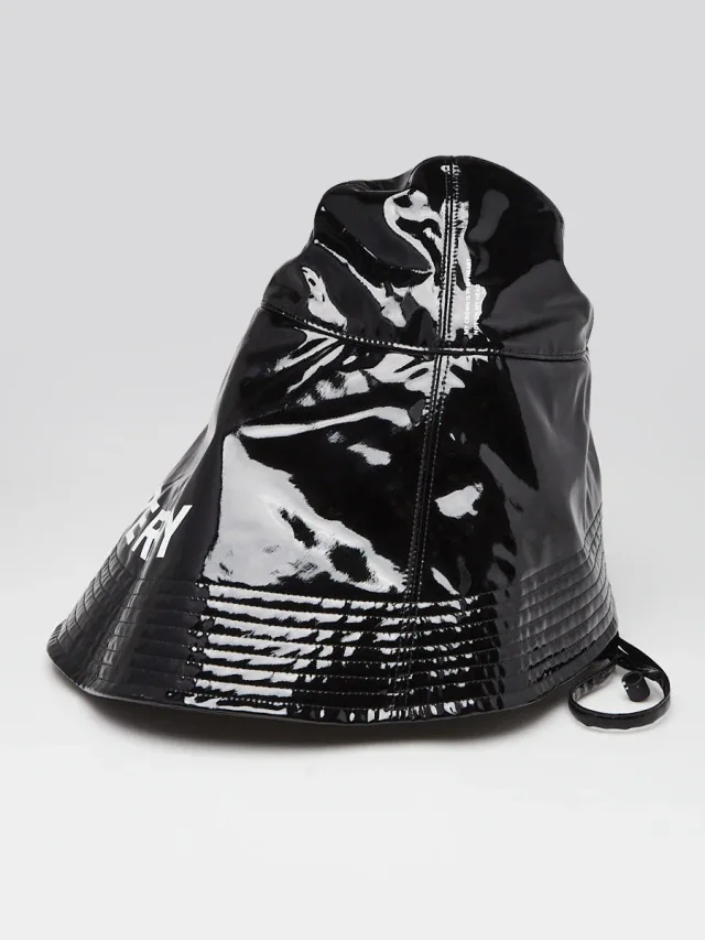 Burberry Vinyl Oversized Rain Bucket Hat Size S/M in Black from Yoogis, photo 4 of 8