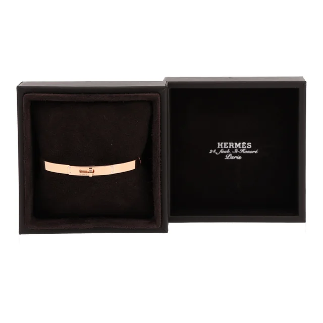 Hermès Kelly bracelet in rose gold and diamonds in Pink from Collector Square, photo 3 of 3