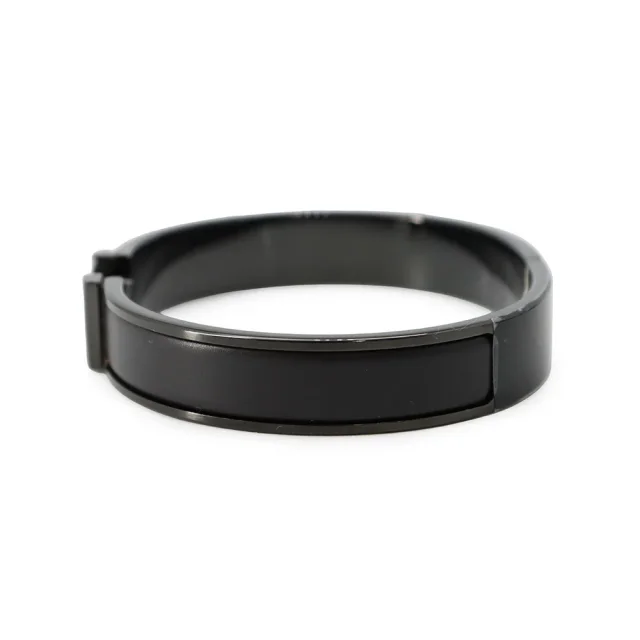 Hermès ClicHH Bangle Size PM Black/Noir・Matt Metal in Black from GALLERY RARE, photo 2 of 8