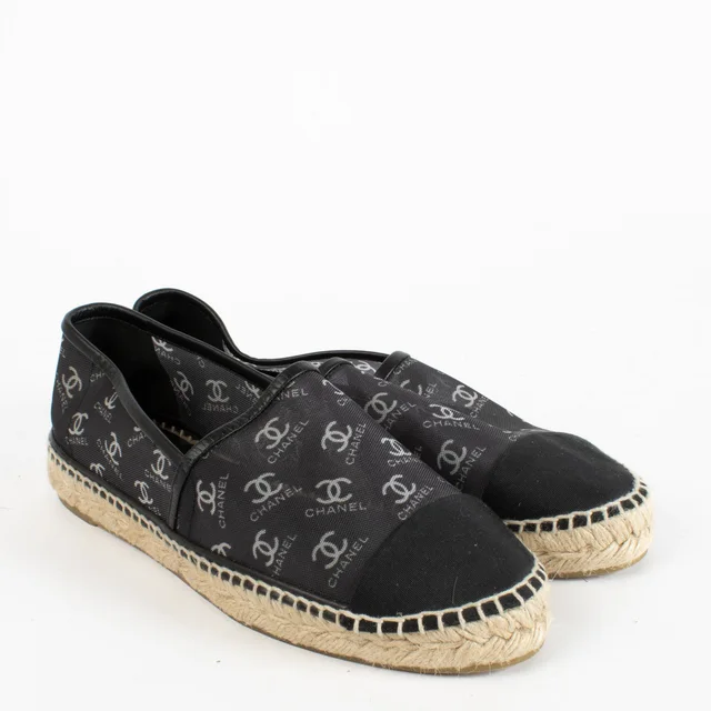Chanel Black Mesh CC Espadrille Flats - Size 40 in Black from Labellov, photo 2 of 2