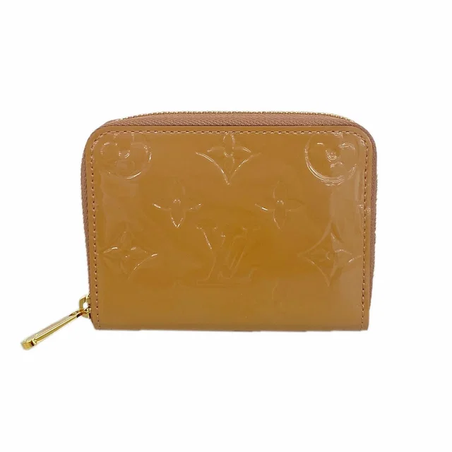 Louis Vuitton Coin Purse Vernis Zippy Rose Vereur in Pink from The Reluxe