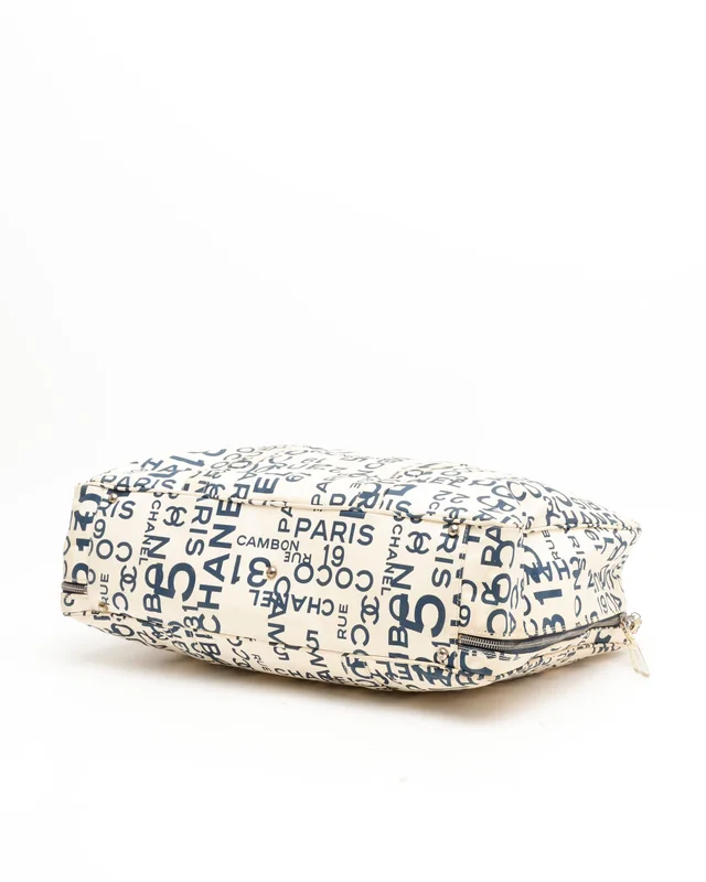 Chanel Rue 31 Rue Cambon Weekend Bag in Canvas from A Retro Tale, photo 4 of 12
