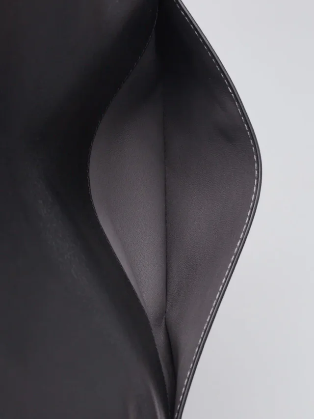 Balenciaga Leather Slim Envelope Wallet in Black Calfskin from Yoogis, photo 8 of 9
