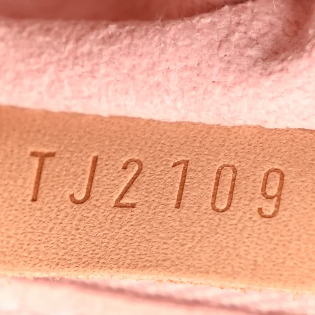 Louis Vuitton Damier Azur Propriano Rose Ballerine in Pink Canvas from FASHIONPHILE, photo 7 of 11