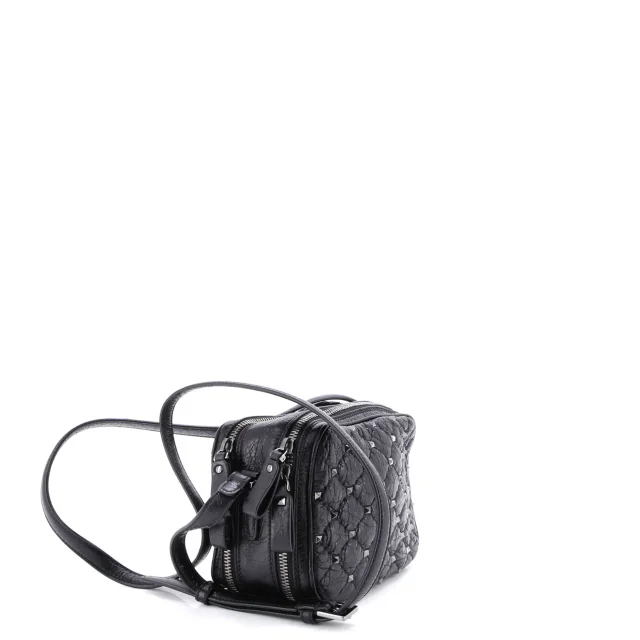 Valentino Garavani Rockstud Double Zip Camera Bag Quilted Crackled Leather in black Leather from Rebag, photo 2 of 7