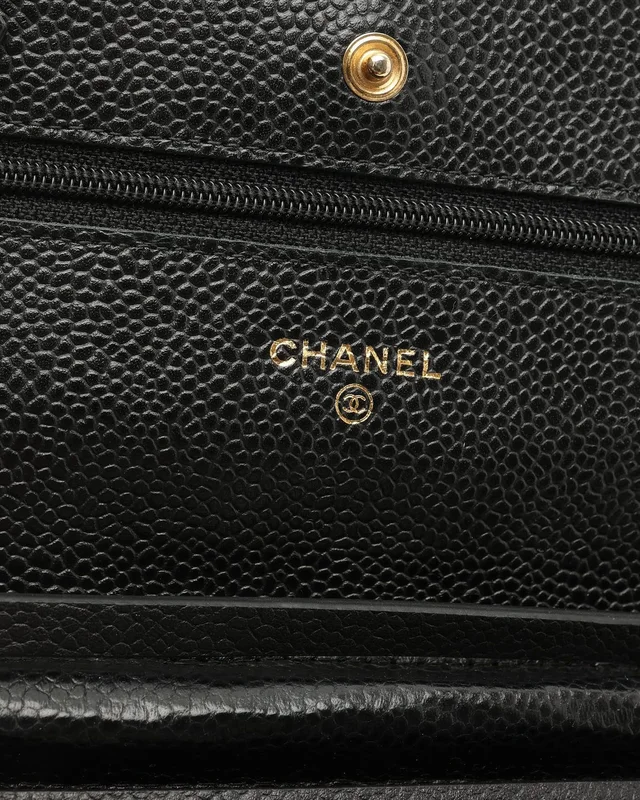 Chanel Wallet On Chain Bag in Denim from A Retro Tale, photo 8 of 11