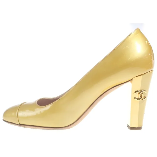 Chanel CC Logo Heels Shu Patent Leather Yellow in Yellow Patent leather from The Reluxe